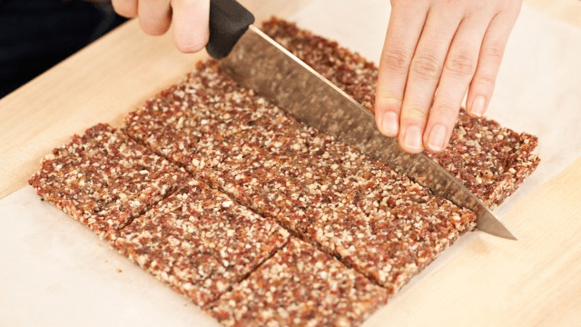 These DIY Energy Bars Offer An Easy, Healthy Way To Refuel