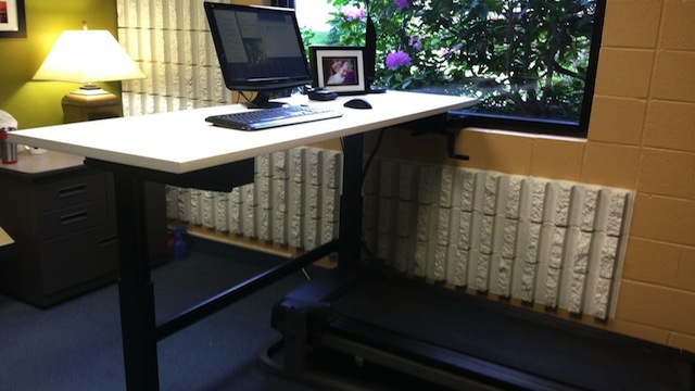This DIY Treadmill Desk Helps You Stay Fit While You Work