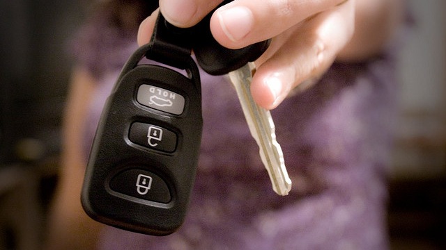 Improve The Range Of Your Car’s Keyless Remote With A Little Solder