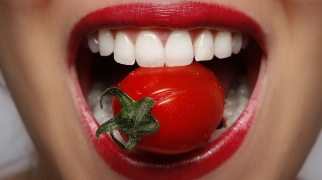 Eat Tomatoes To Guard Against Sun Damage