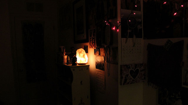 Boost Your Creativity By Dimming The Lights