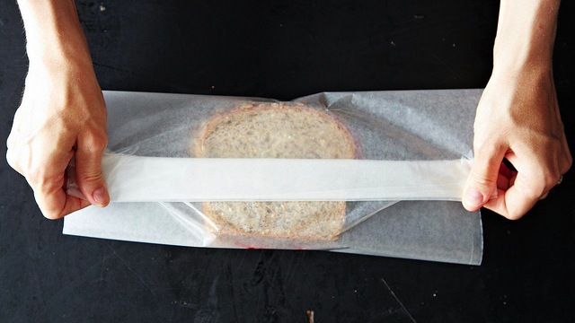 The Best Way To Wrap A Sandwich So It Doesn’t Get Crushed
