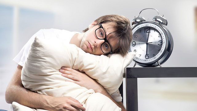 Why You Shouldn’t Be Relying On Your Alarm Clock To Wake Up