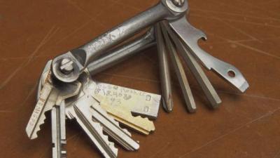 Get The Keys And Tools You Need In One DIY Multi-Key
