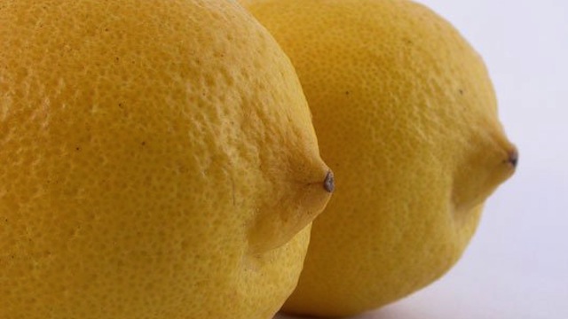 Why You Should Pack A Lemon With Your Lunch