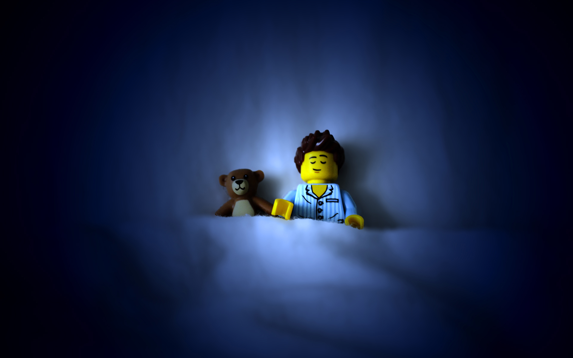Weekly Wallpaper: Put Some LEGO People On Your Desktop
