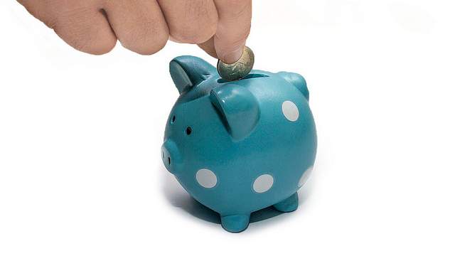 How To Teach Young Kids Budgeting Habits Early On