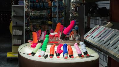 A Guide To Buying Your First Vibrator (NSFW)