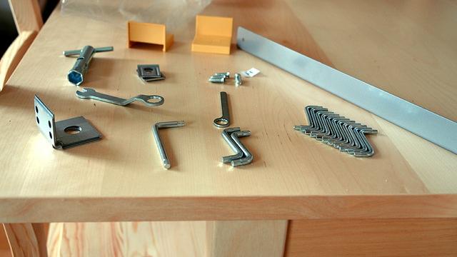 Take Tool Notes When Assembling Furniture For Easier Reconstruction
