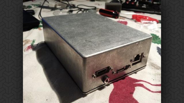 Build An All-In-One Raspberry Pi-Powered Portable PC