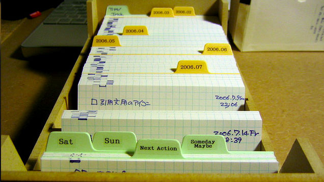 The Pile Of Index Cards System Efficiently Organises Tasks And Notes