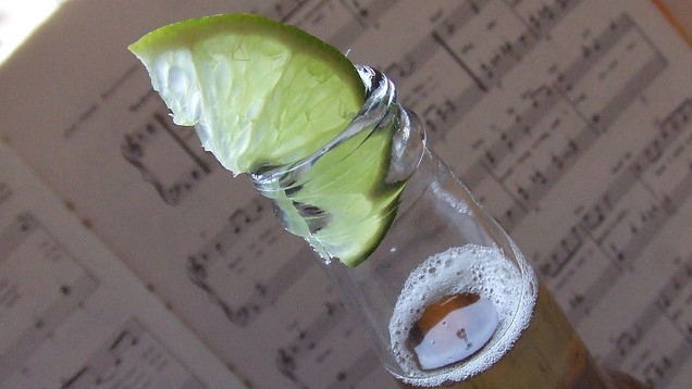 A Better Way To Put A Lime In Your Beer: Use A Knife