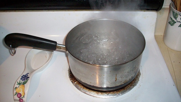 Use The Bottom Of A Hot Saucepan To Iron Your Clothes