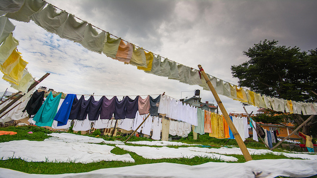 How To Do Laundry While Travelling