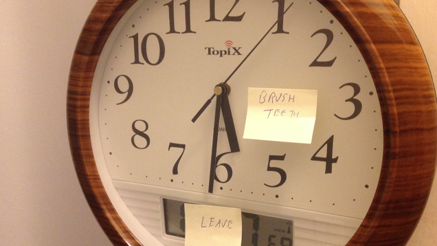 Keep Kids On Time With Post-Its And An Analogue Clock