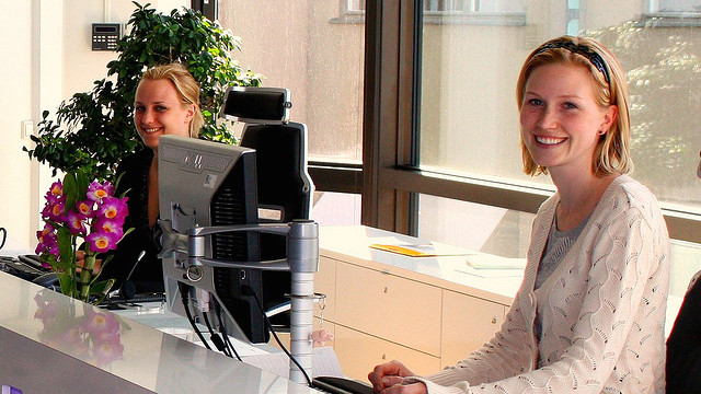 Ask The Receptionist These Questions While Waiting For A Job Interview
