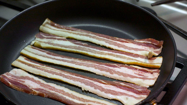 Make Crispier, Less Greasy Bacon By Starting With A Cold Pan