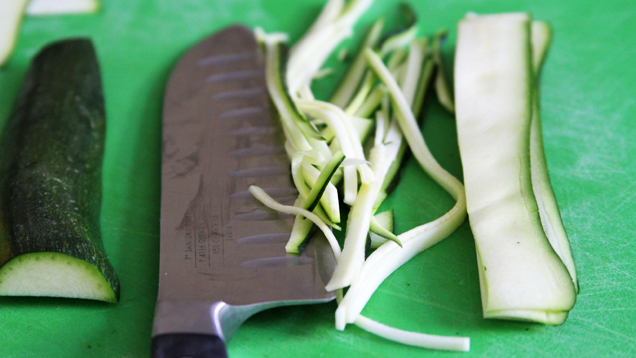 Two Ways To Turn Vegetables Into Noodles Without A Spiralizer