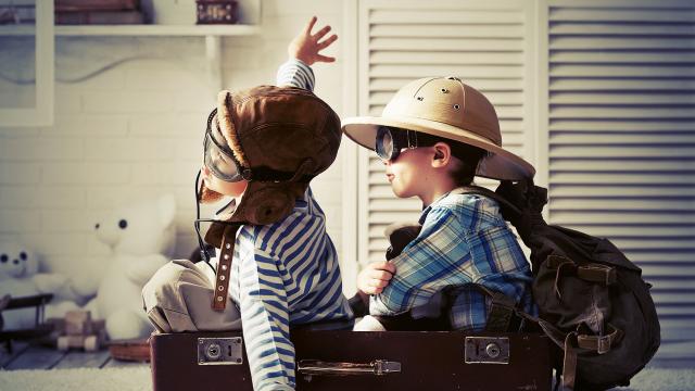 How To Travel With Your Kids And Keep Everyone Happy