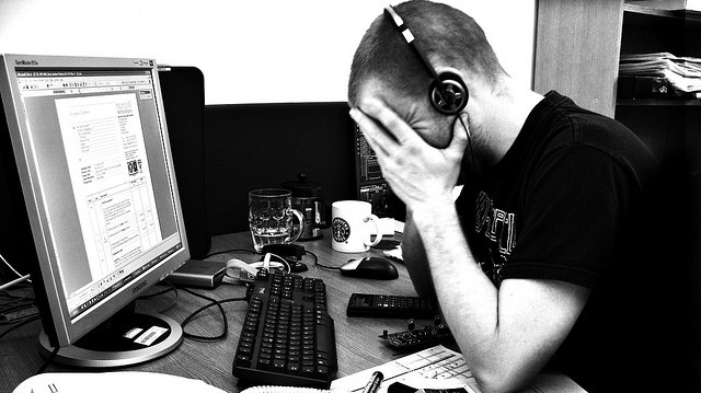 Avoid Feeling Overwhelmed At Work With The ‘Four D’s’ Method