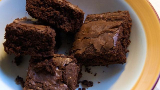 The Three Keys To Baking Delectably Chewy Brownies