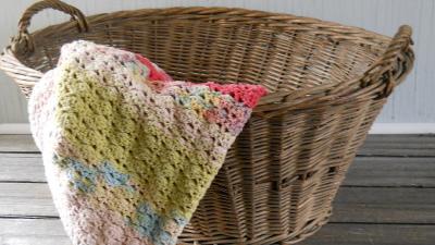 Keep Your Downstairs Tidy With An ‘On Your Way Up’ Basket
