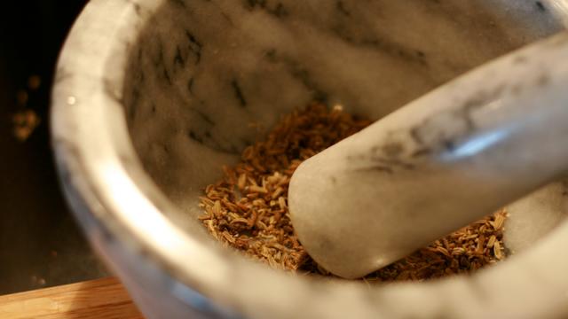 The Measurements To Convert Common Whole Spices Into Ground 
