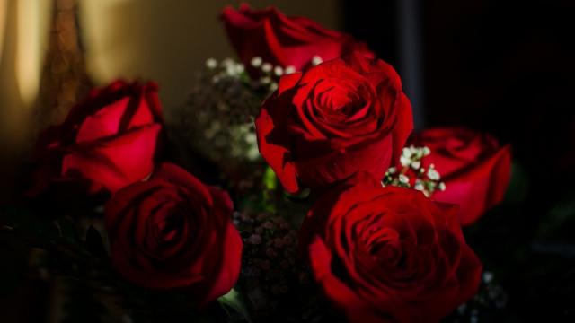 Buy Your Valentine’s Day Flowers Now To Save Money