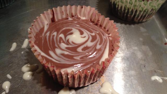 Microwave Canned Frosting In Short Bursts To Make It Easy To Spread