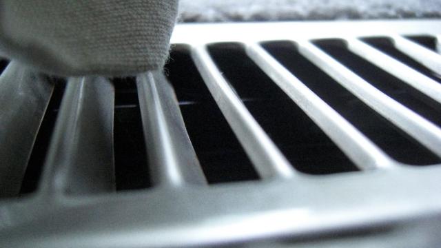 Avoid Closing Too Many Air Vents To Keep Your AC Running Efficiently