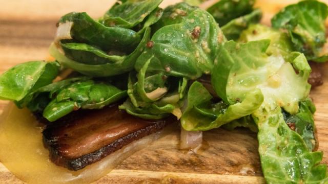 Why You Should Intentionally Wilt Lettuce With A Bacon Vinaigrette