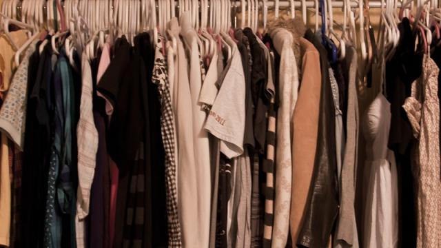 De-Clutter Your Wardrobe With Help From An Honest Friend