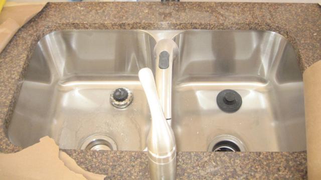 What To Consider When Replacing Your Kitchen Sink