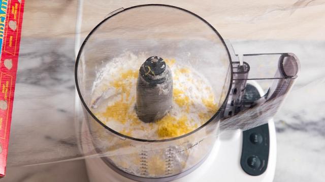 Plastic Wrap Will Save You Some Cleanup When Using A Food Processor