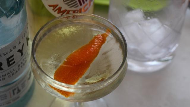 3-Ingredient Happy Hour: A Refreshing, Citrusy Martini
