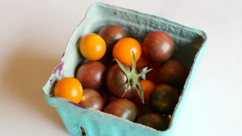 This Naked Tomato Salad May Replace Your Caprese