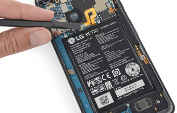 Google Made The Pixel XL 2 Even Harder To Repair Than Last Year’s Model