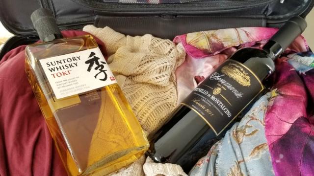 How To Smuggle Beer And Wine In Your Suitcase