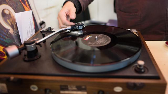 How To Select The Right Turntable For You 