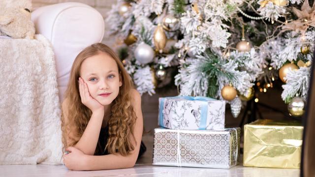 Put Your Kids In Charge Of Gift-Giving This Year