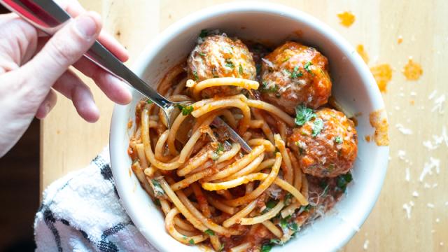 How To Make Spaghetti And Meatballs In Your Instant Pot