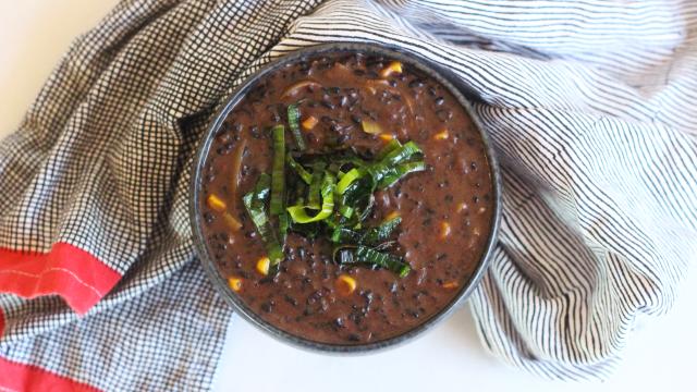 Make This Earth-Friendly Black Rice Porridge In Your Instant Pot