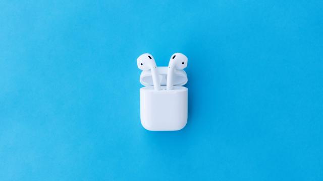 The Gross But Effective Way To Clean Your AirPods