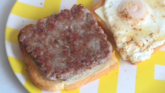 Shape Your Breakfast Sausage to Fit Your Bread