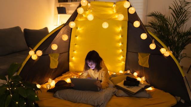 Let Your Kids Have ‘Video Sleepovers’ With Their Friends