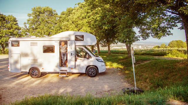 10 Popular Items People Are Buying on Gumtree (Including a Caravan)