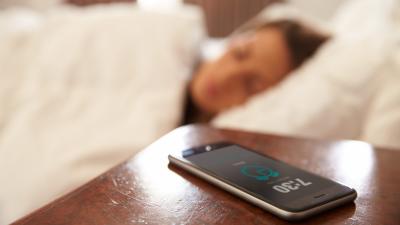 Jolt Yourself Awake With the Siri Voice Swearing at You