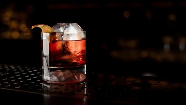 How to Make a Smoked Cocktail Without Any Fire