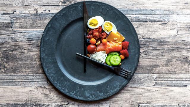 Here’s Further Proof Intermittent Fasting Isn’t The Best Weight Loss Strategy