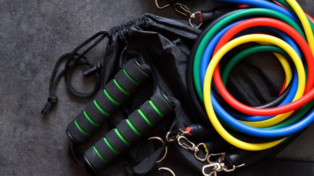 How to Decide Between Resistance Bands and Dumbbells